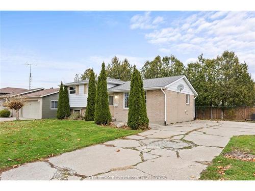 27 Vanier Drive, Chatham, ON 