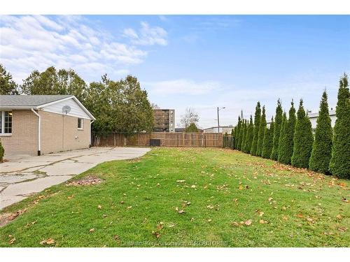 27 Vanier Drive, Chatham, ON 