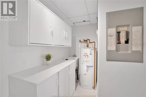 310 Village Grove Unit# 210B, Tecumseh, ON - Indoor Photo Showing Laundry Room