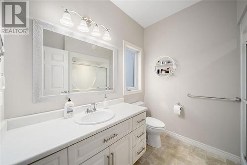 5969 Townsend Line Unit# 1, Lambton Shores, ON - Indoor Photo Showing Bathroom