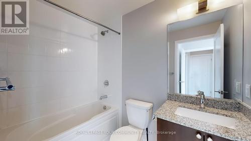 1409 - 3220 Sheppard Avenue E, Toronto, ON - Indoor Photo Showing Bathroom