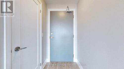 1409 - 3220 Sheppard Avenue E, Toronto, ON - Indoor