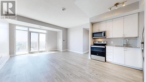 1409 - 3220 Sheppard Avenue E, Toronto, ON - Indoor Photo Showing Kitchen