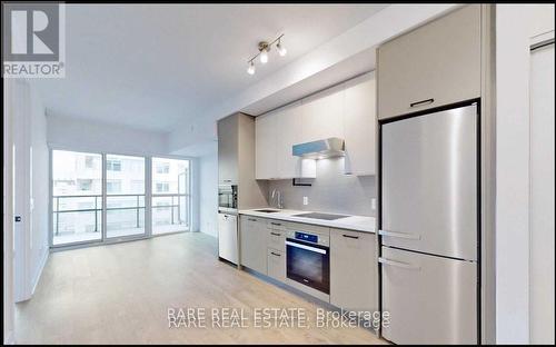 1406 - 11 Lillian Street, Toronto, ON - Indoor Photo Showing Kitchen With Stainless Steel Kitchen