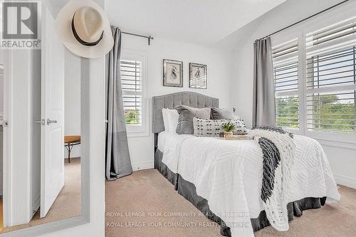 33 Prairie  Grass Crescent, East Gwillimbury, ON - Indoor Photo Showing Bedroom