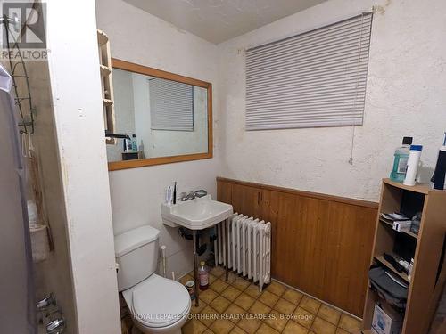 29-31 Birch Street N, Timmins (Tne - Central), ON - Indoor Photo Showing Bathroom