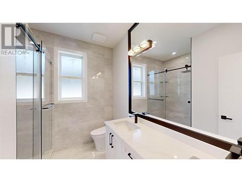 2967 Gilbert Road, Kamloops, BC - Indoor Photo Showing Bathroom