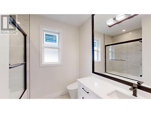 2967 Gilbert Road, Kamloops, BC - Indoor Photo Showing Bathroom