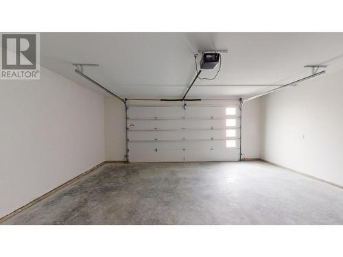 2967 Gilbert Road, Kamloops, BC - Indoor Photo Showing Garage