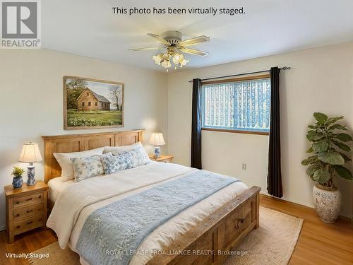 71 South John Street, Belleville, ON - Indoor Photo Showing Bedroom