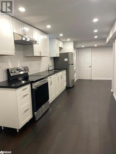 3966 Arbourview Terrace Unit# Lower, Mississauga, ON - Indoor Photo Showing Kitchen With Stainless Steel Kitchen