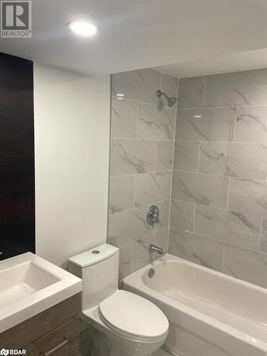 3966 Arbourview Terrace Unit# Lower, Mississauga, ON - Indoor Photo Showing Bathroom