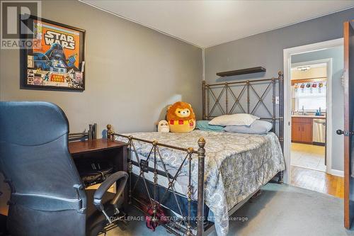 391 East 16Th Street, Hamilton, ON - Indoor Photo Showing Bedroom