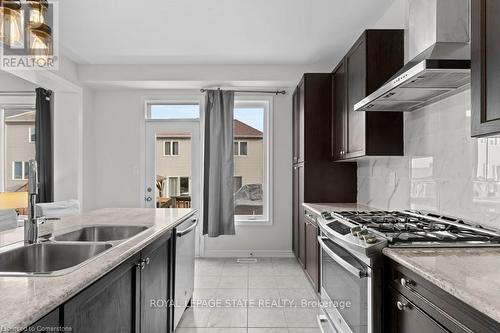 119 Brigham Avenue, Hamilton, ON - Indoor Photo Showing Kitchen With Double Sink With Upgraded Kitchen