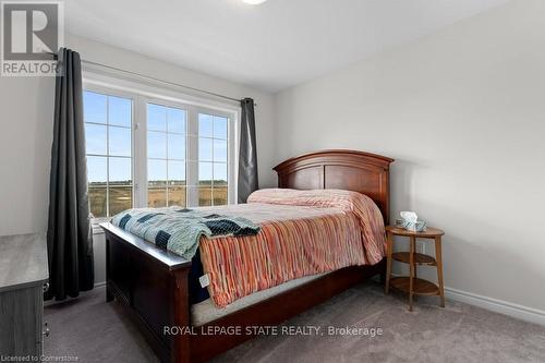 119 Brigham Avenue, Hamilton, ON - Indoor Photo Showing Bedroom