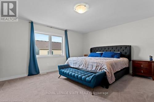 119 Brigham Avenue, Hamilton, ON - Indoor Photo Showing Bedroom