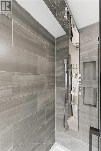 2130 Balantrae Circle, Kingston (City Southwest), ON - Indoor Photo Showing Bathroom