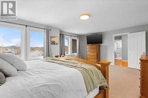 2130 Balantrae Circle, Kingston (City Southwest), ON - Indoor Photo Showing Bedroom