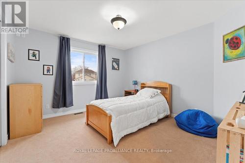 2130 Balantrae Circle, Kingston (City Southwest), ON - Indoor Photo Showing Bedroom