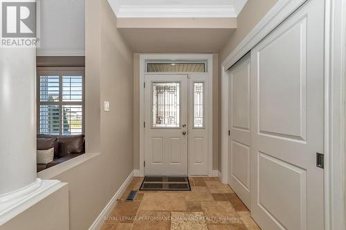 700 Beaudelaire Drive, Ottawa, ON - Indoor Photo Showing Other Room