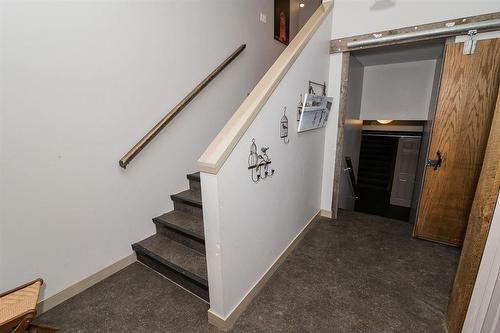 31051 31 Road W, Dufferin, MB - Indoor Photo Showing Other Room