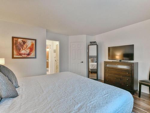 Master bedroom - D-700 Ch. Des Trois-Villages, Piedmont, QC - Indoor Photo Showing Bedroom