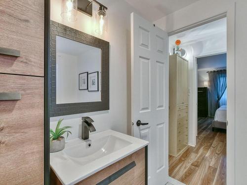 Ensuite bathroom - D-700 Ch. Des Trois-Villages, Piedmont, QC - Indoor Photo Showing Bathroom