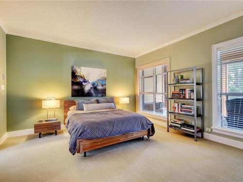 701-1400 Lynburne Pl, Langford, BC - Indoor Photo Showing Bedroom