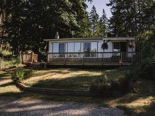 992 Walkers Hook Rd, Salt Spring, BC 