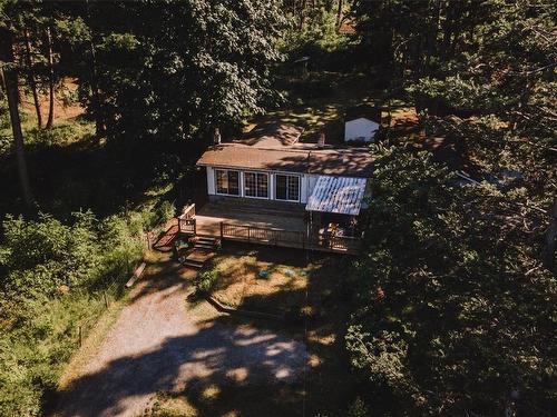 992 Walkers Hook Rd, Salt Spring, BC 