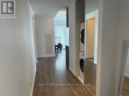 898 Portage Parkway, Vaughan, ON - Indoor Photo Showing Other Room