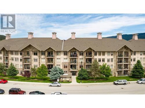 2551 Shoreline Drive Unit# 413, Lake Country, BC - Outdoor With Facade