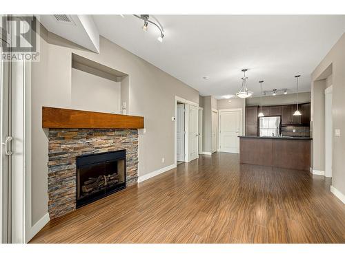 3521 Carrington Road Unit# 114, West Kelowna, BC - Indoor Photo Showing Living Room With Fireplace