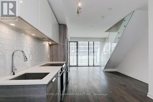 723 - 57 St Joseph Street, Toronto, ON - Indoor Photo Showing Kitchen