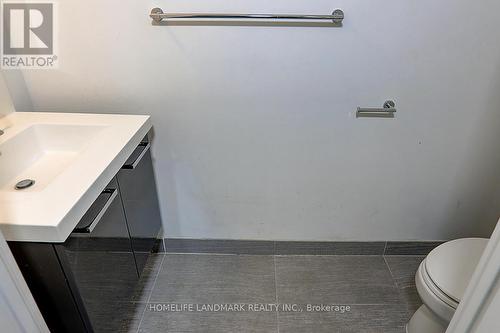 723 - 57 St Joseph Street, Toronto, ON - Indoor Photo Showing Bathroom