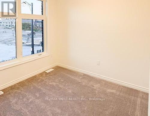 37 Kinloss Street, Vaughan, ON - Indoor Photo Showing Other Room