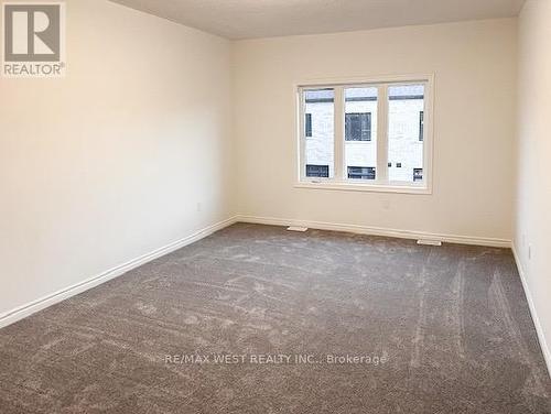 37 Kinloss Street, Vaughan, ON - Indoor Photo Showing Other Room