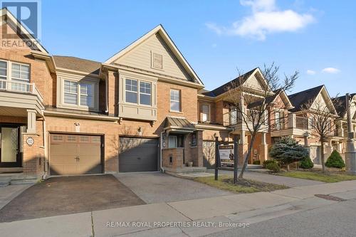 110 Expedition Crescent, Whitchurch-Stouffville, ON - Outdoor With Facade