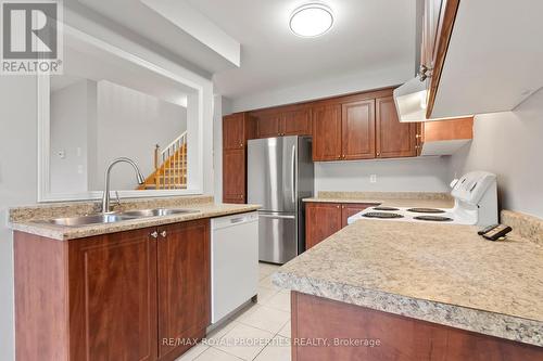 110 Expedition Crescent, Whitchurch-Stouffville, ON - Indoor Photo Showing Kitchen With Double Sink