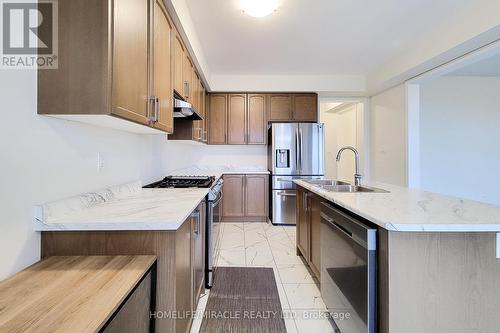 177 Athens Street, Haldimand, ON - Indoor Photo Showing Kitchen With Double Sink With Upgraded Kitchen