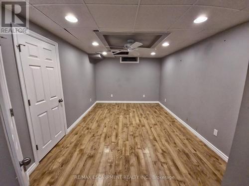 12 Magnificent Way, Hamilton, ON - Indoor Photo Showing Other Room