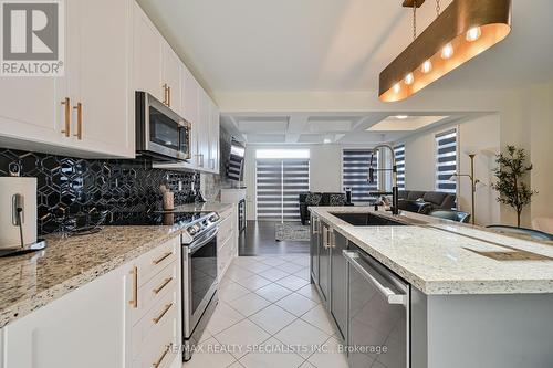 215 Hayrake Street N, Brampton, ON - Indoor Photo Showing Kitchen With Upgraded Kitchen