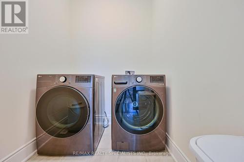 215 Hayrake Street N, Brampton, ON - Indoor Photo Showing Laundry Room