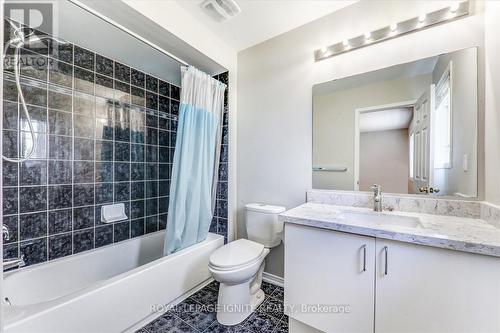 32 Tansley Crescent, Ajax, ON - Indoor Photo Showing Bathroom