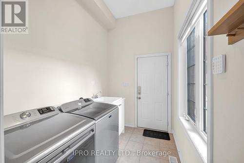 174 Moody Drive, Vaughan, ON - Indoor Photo Showing Laundry Room