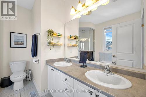 174 Moody Drive, Vaughan, ON - Indoor Photo Showing Bathroom