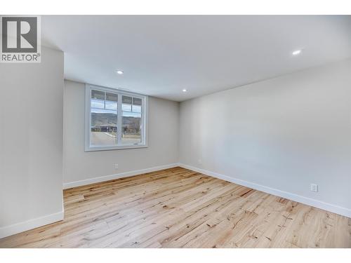 9 Hibiscus Court, Osoyoos, BC - Indoor Photo Showing Other Room