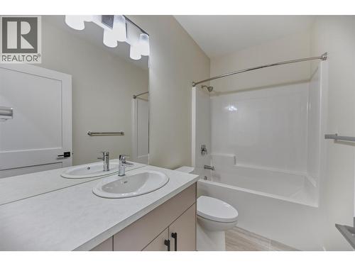 9 Hibiscus Court, Osoyoos, BC - Indoor Photo Showing Bathroom