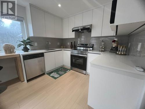 3236 W 35Th Avenue, Vancouver, BC - Indoor Photo Showing Kitchen