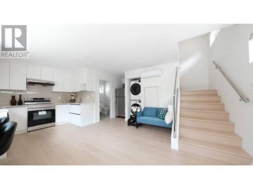 3236 W 35Th Avenue, Vancouver, BC - Indoor Photo Showing Kitchen